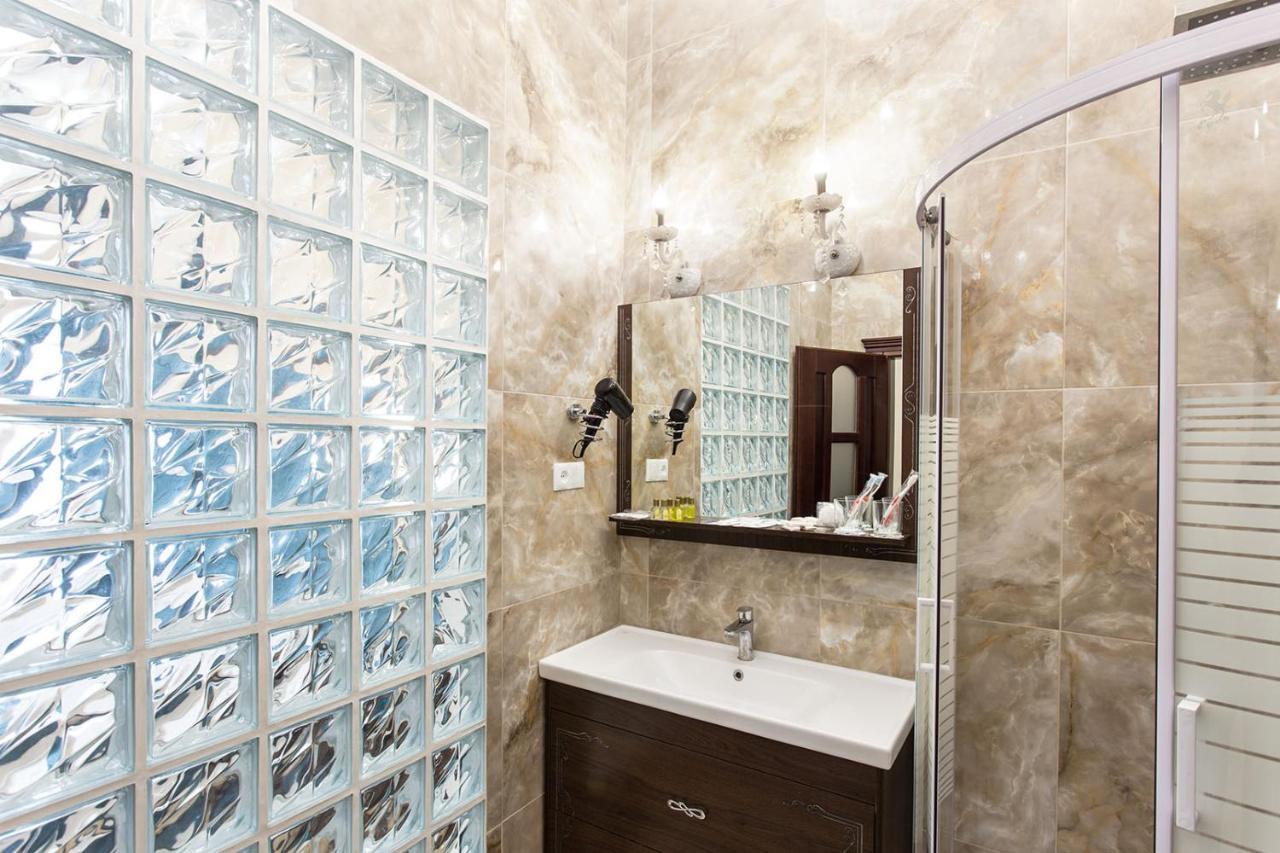 Hotel Baron Odessa Luaran gambar