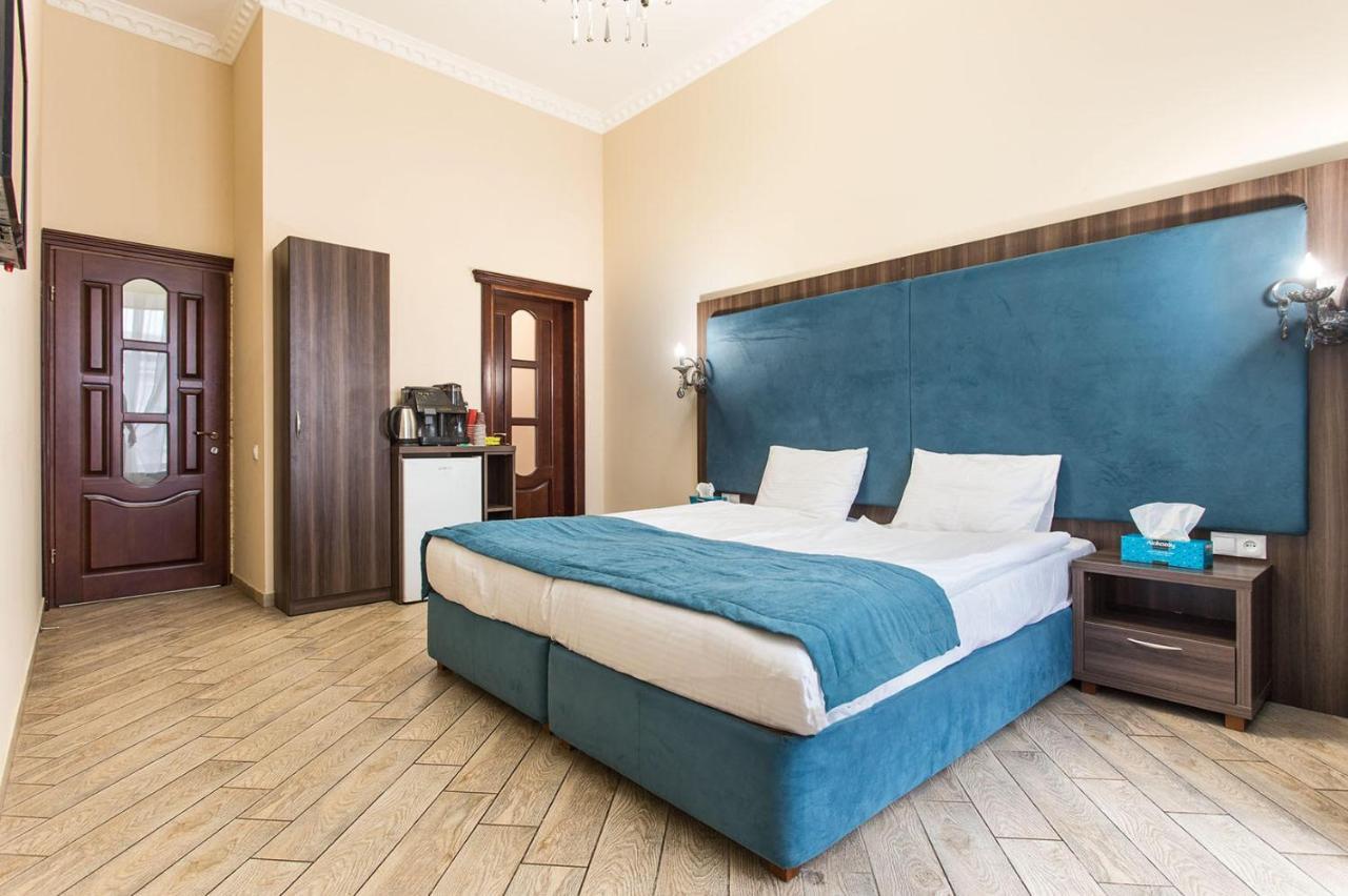 Hotel Baron Odessa Luaran gambar